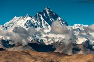 Mount_Everest_1280x853-our-team